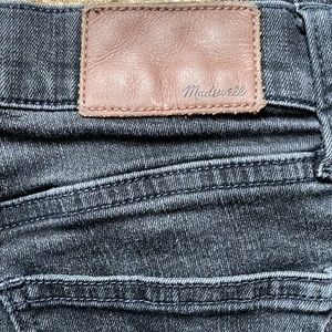 Grey Black 9” Madewell Skinny Jean